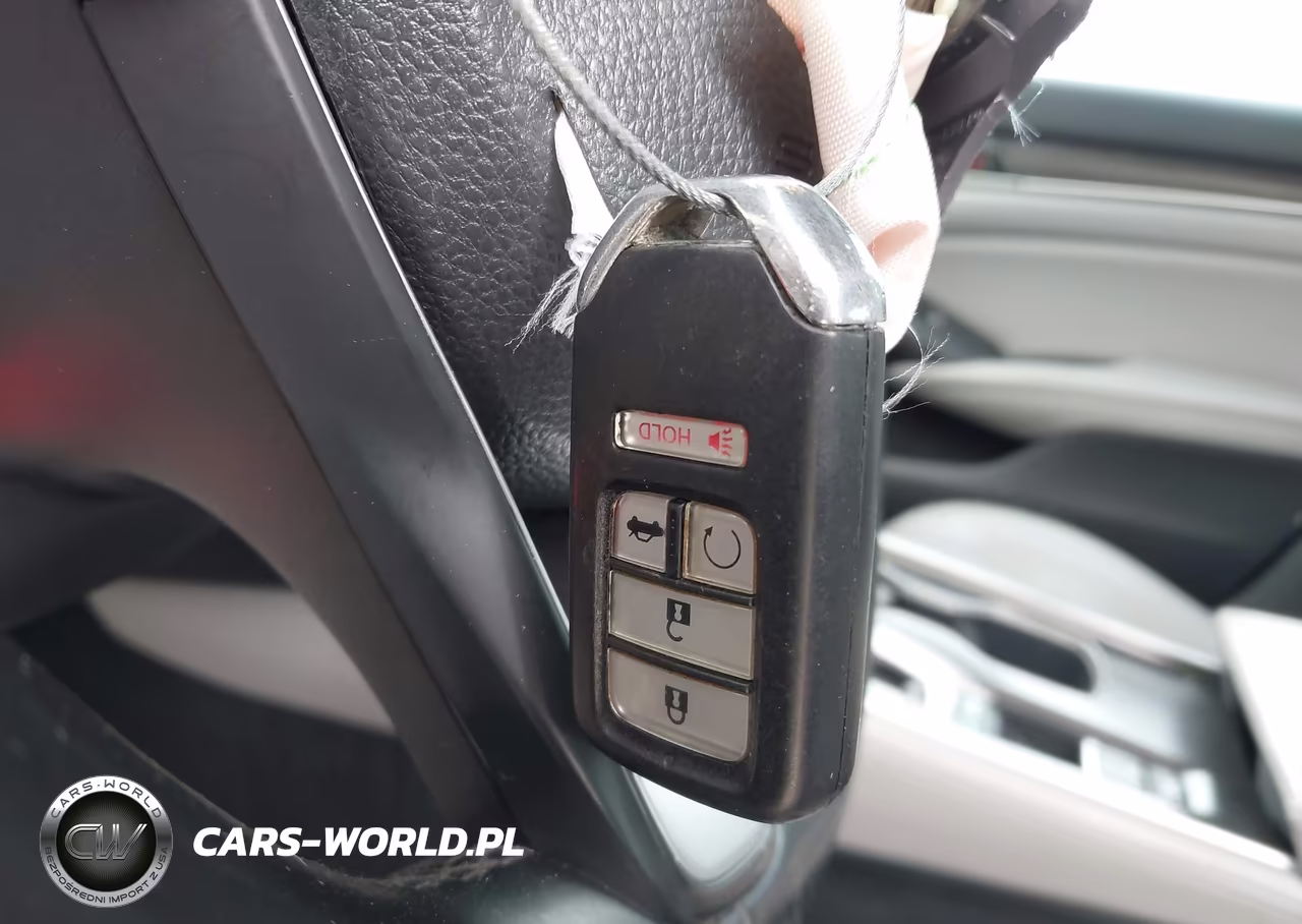 2018 Honda Accord Touring VIN:1HGCV1F97JA202888 - 11
