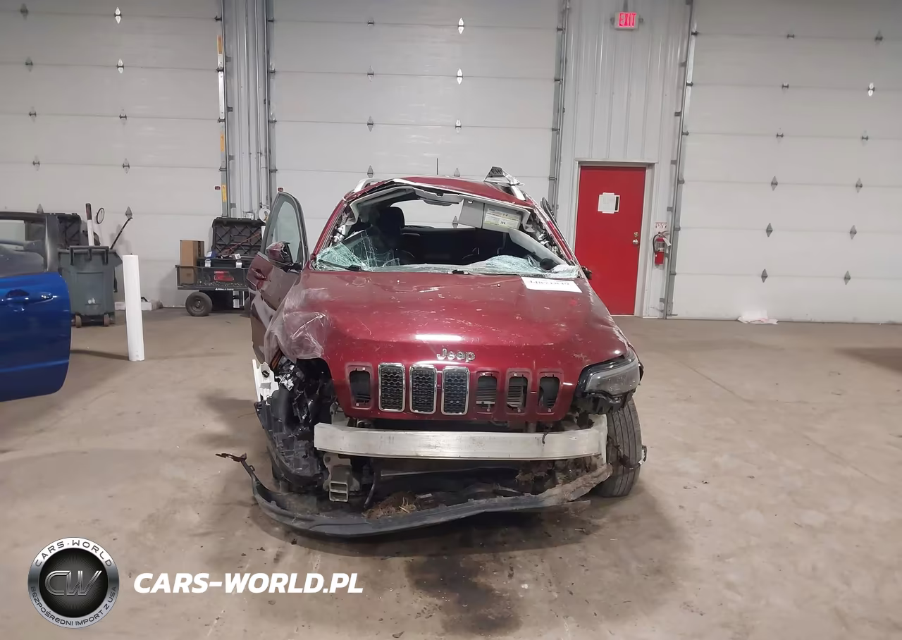 2019 Jeep Cherokee Latitude Plus 4X4 VIN:1C4PJMLX0KD303237 - 11