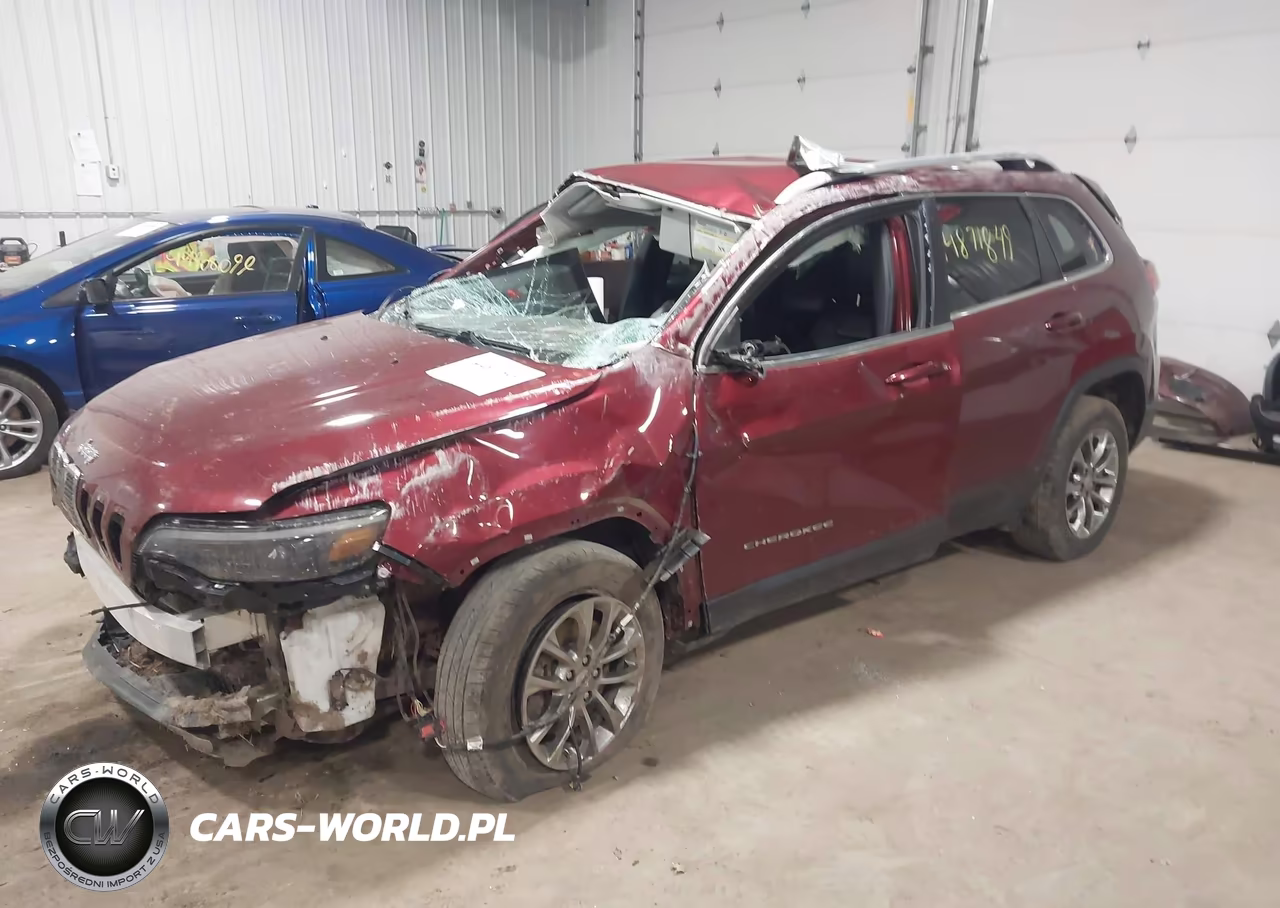2019 Jeep Cherokee Latitude Plus 4X4 VIN:1C4PJMLX0KD303237 - 2