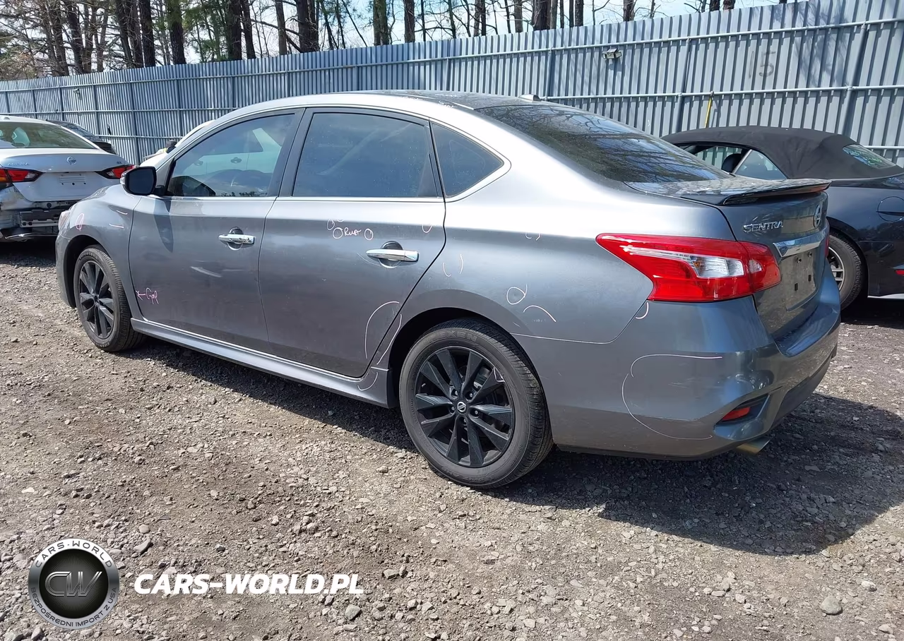 2017 Nissan Sentra Sr VIN:3N1AB7AP0HY365186 - 3