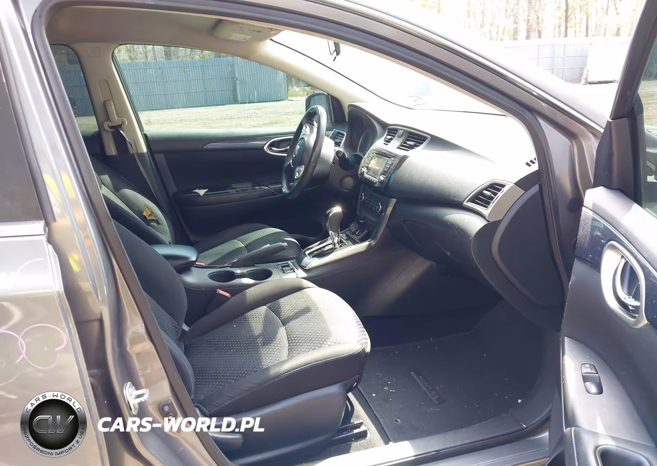 2017 Nissan Sentra Sr VIN:3N1AB7AP0HY365186 - 5