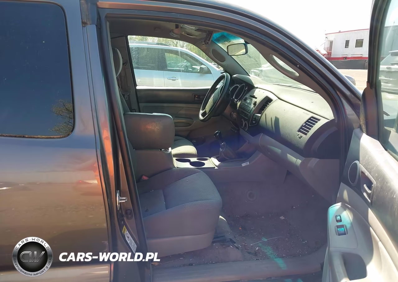 2011 Toyota Tacoma VIN:5TFUX4EN7BX008468 - 5