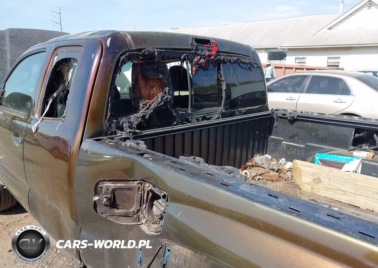 2011 Toyota Tacoma VIN:5TFUX4EN7BX008468 - 6