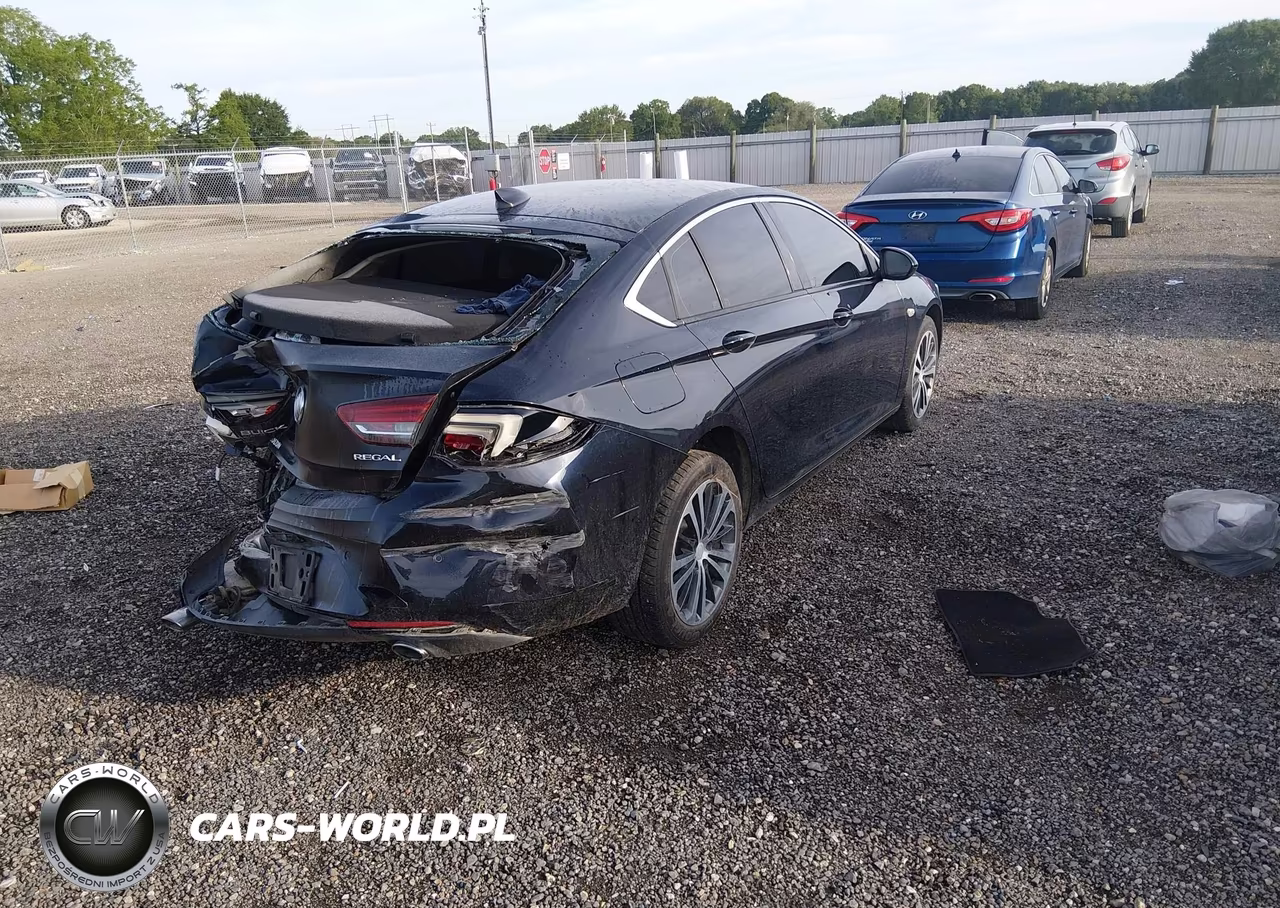 2018 Buick Regal Sportback Preferred Ii VIN:W04GM6SX8J1134972 - 4