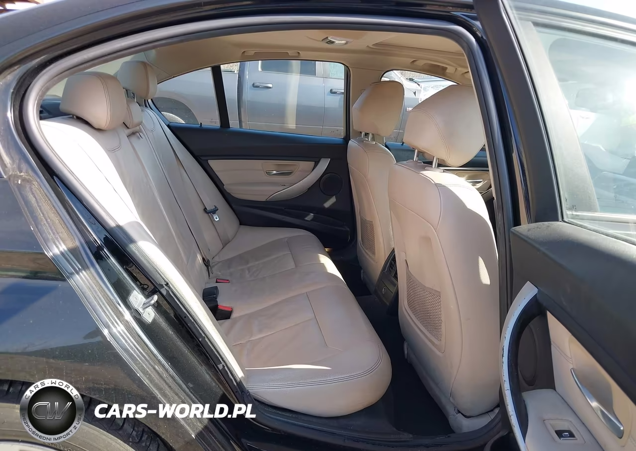 2018 BMW 320I xDrive VIN:WBA8A3C57JA505387 - 8
