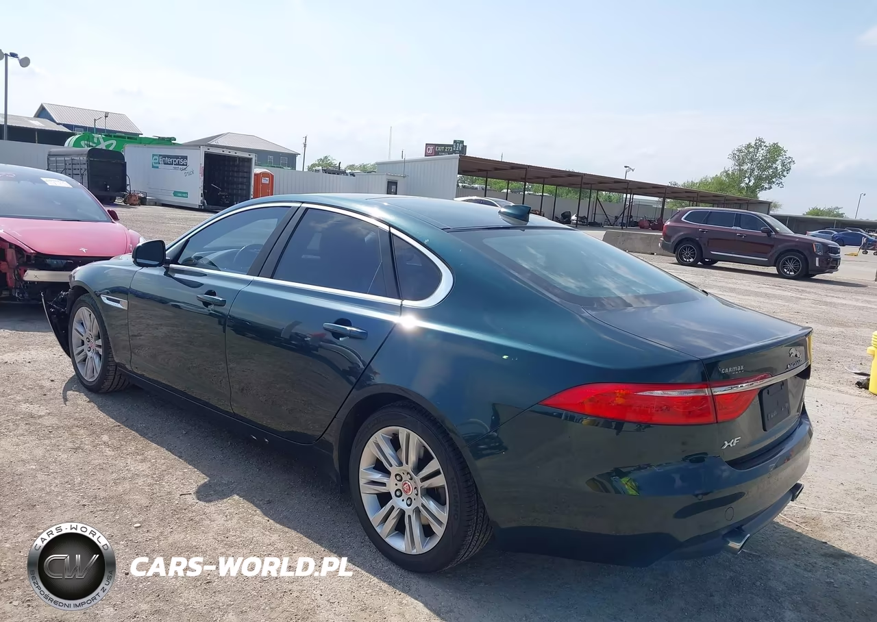 2016 Jaguar Xf Premium VIN:SAJBD4BV4GCY08178 - 3