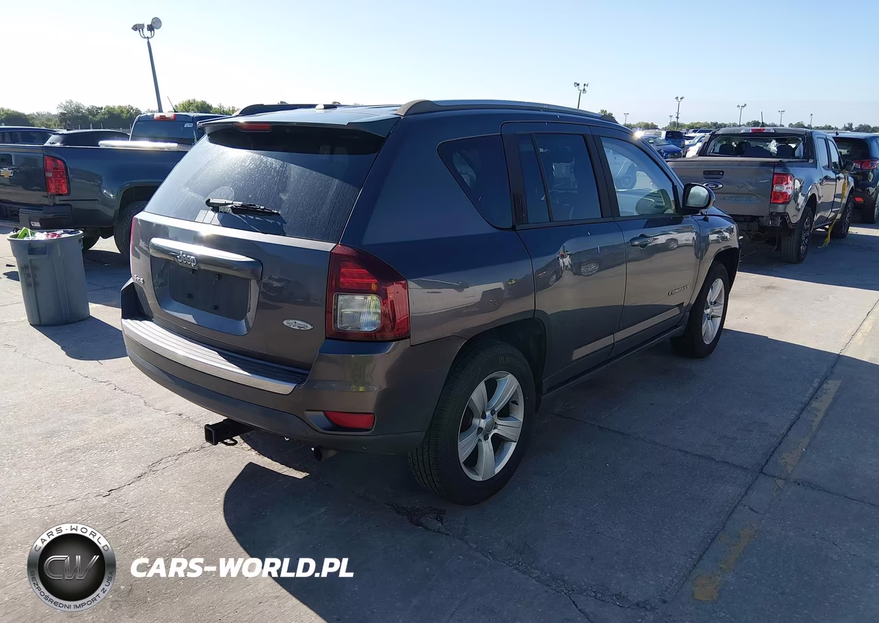 2015 Jeep Compass High Altitude Edition VIN:1C4NJDEB1FD366314 - 4