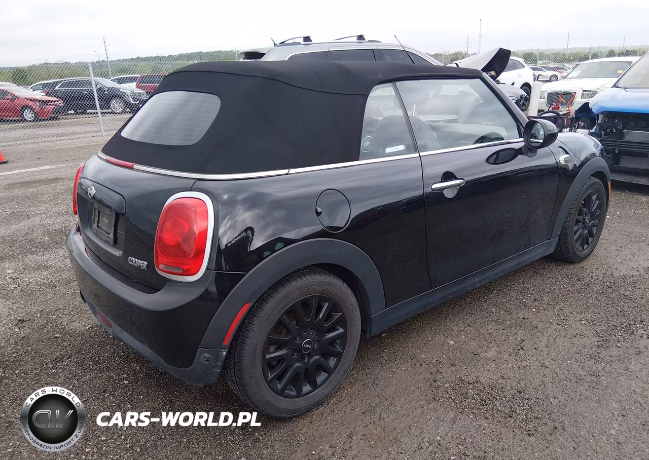 2016 Mini Convertible Cooper VIN:WMWWG5C50G3C18975 - 4