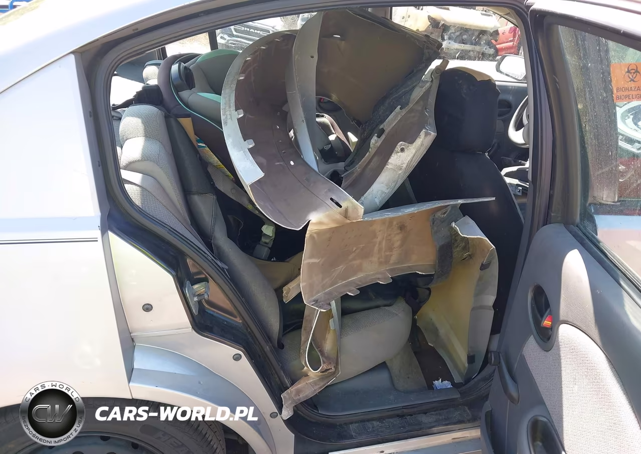 2004 Saturn Ion 1 VIN:1G8AG52F64Z207048 - 8