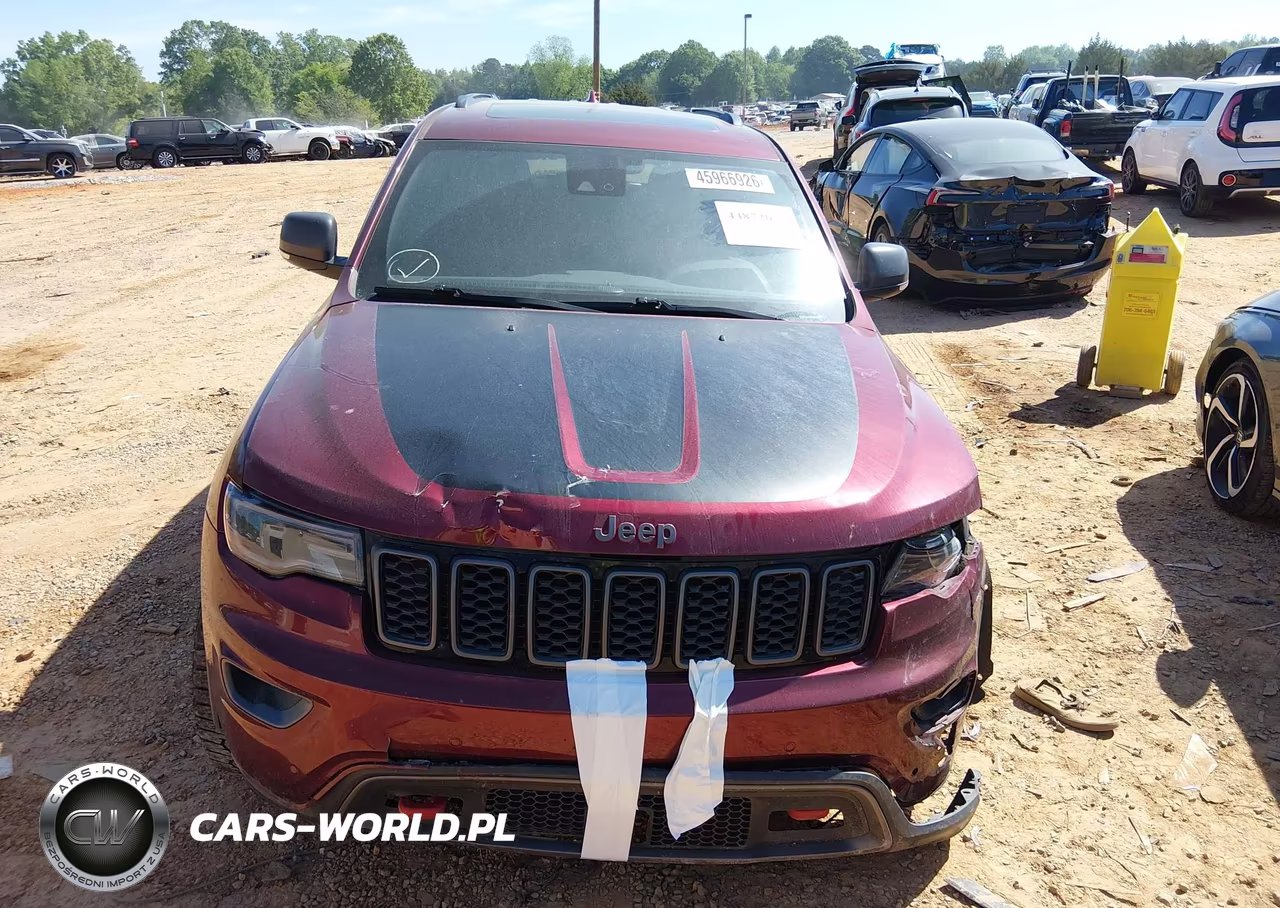 2017 Jeep Grand Cherokee Trailhawk 4X4 VIN:1C4RJFLT1HC677775 - 12
