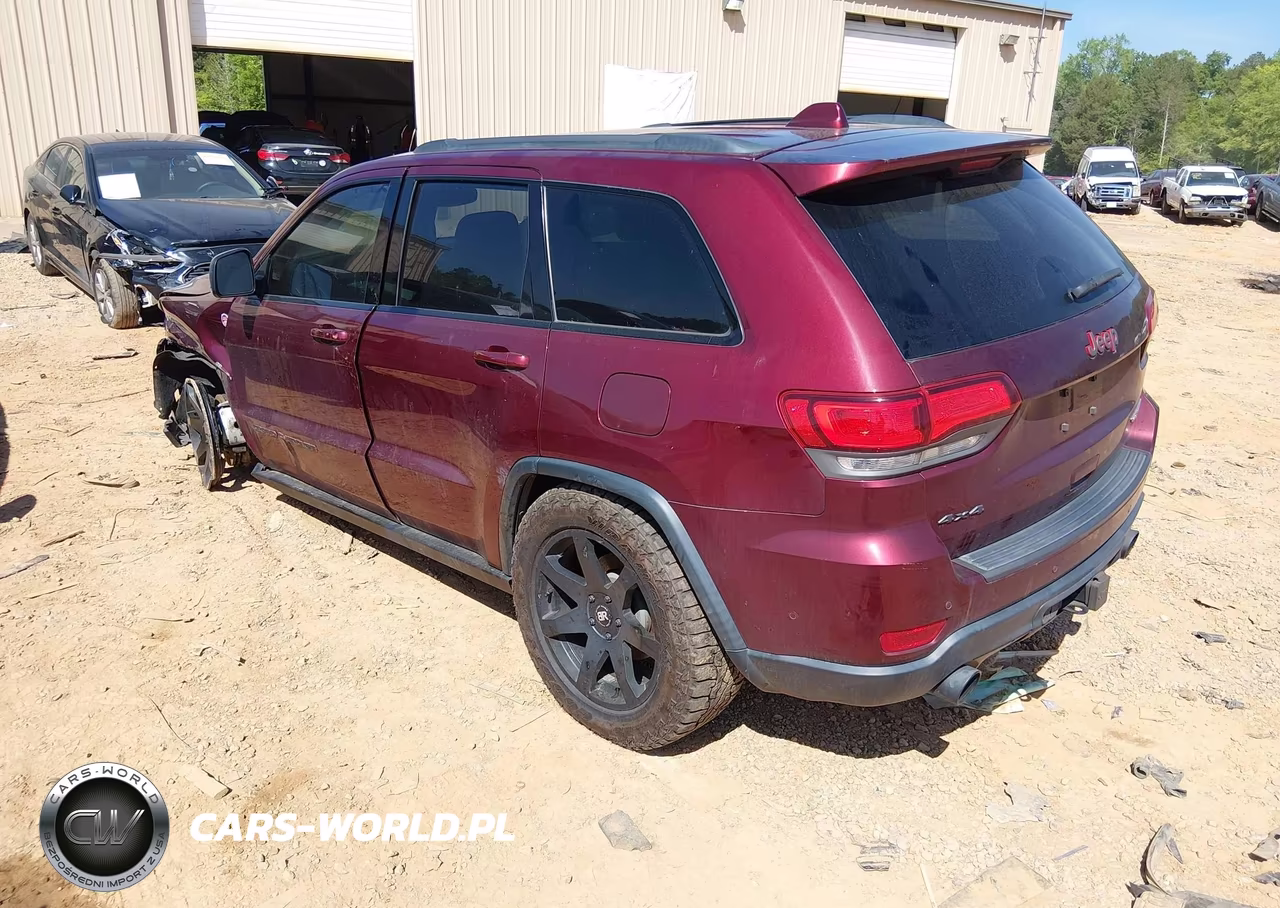 2017 Jeep Grand Cherokee Trailhawk 4X4 VIN:1C4RJFLT1HC677775 - 3