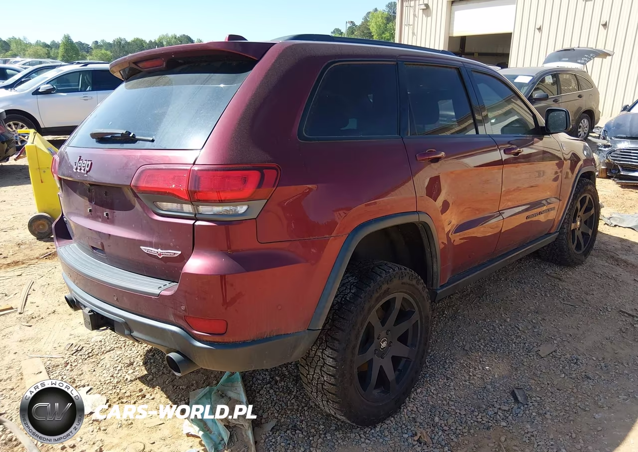 2017 Jeep Grand Cherokee Trailhawk 4X4 VIN:1C4RJFLT1HC677775 - 4