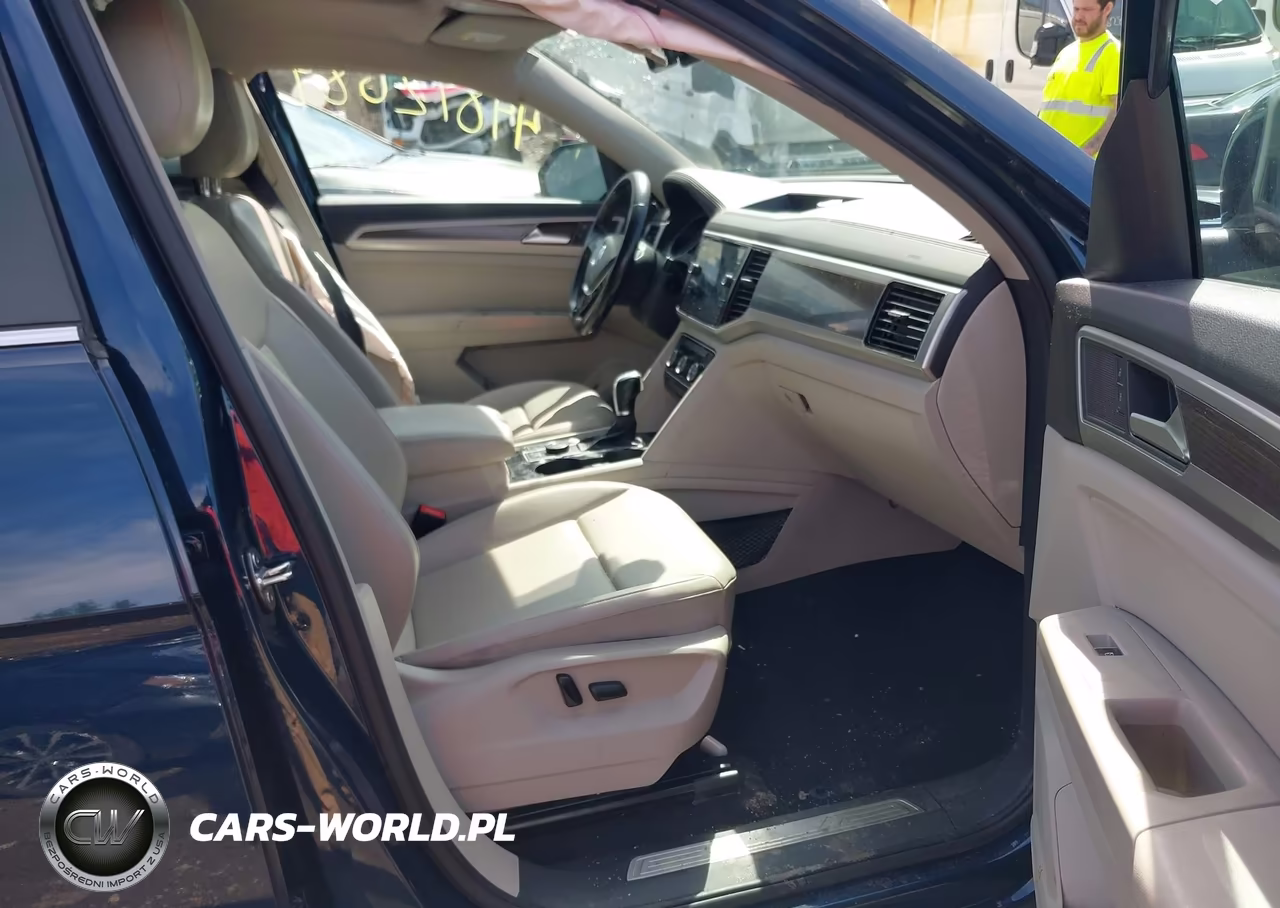 2018 Volkswagen Atlas 3.6L V6 Sel VIN:1V2MR2CA8JC535633 - 5