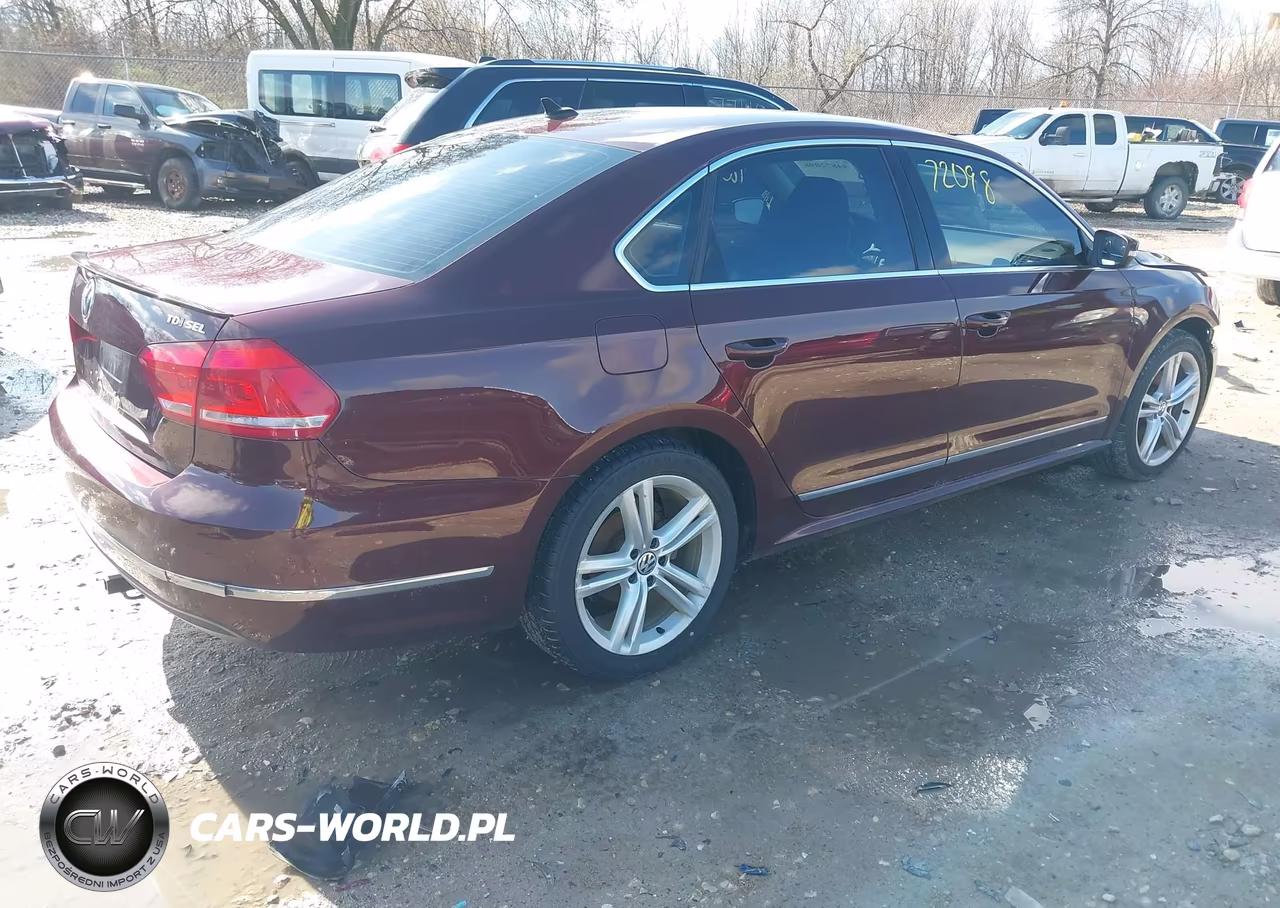 2013 Volkswagen Passat 2.0L Tdi Sel Premium VIN:1VWCN7A37DC142119 - 4
