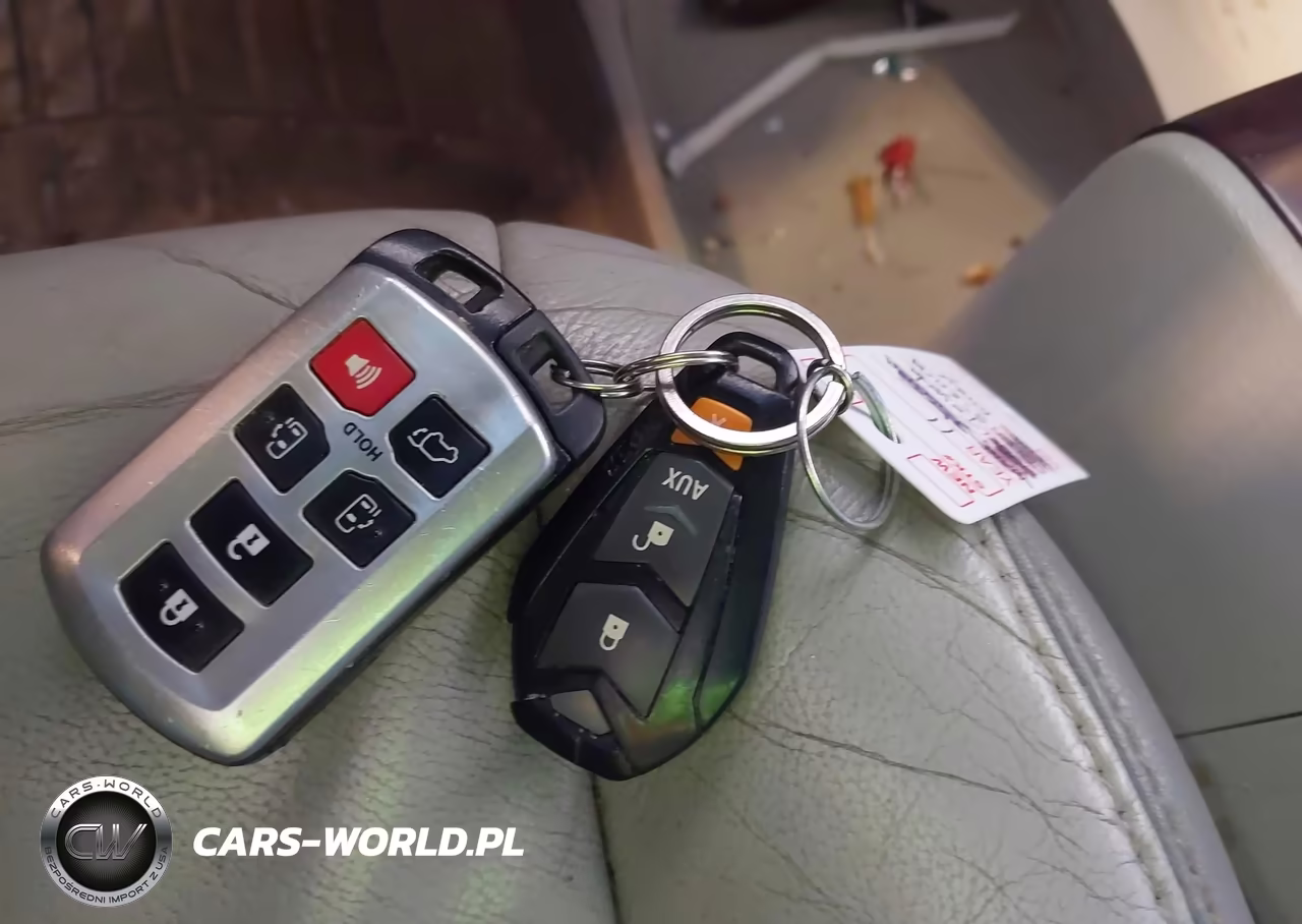 2011 Toyota Sienna Limited VIN:5TDDK3DC9BS027392 - 11