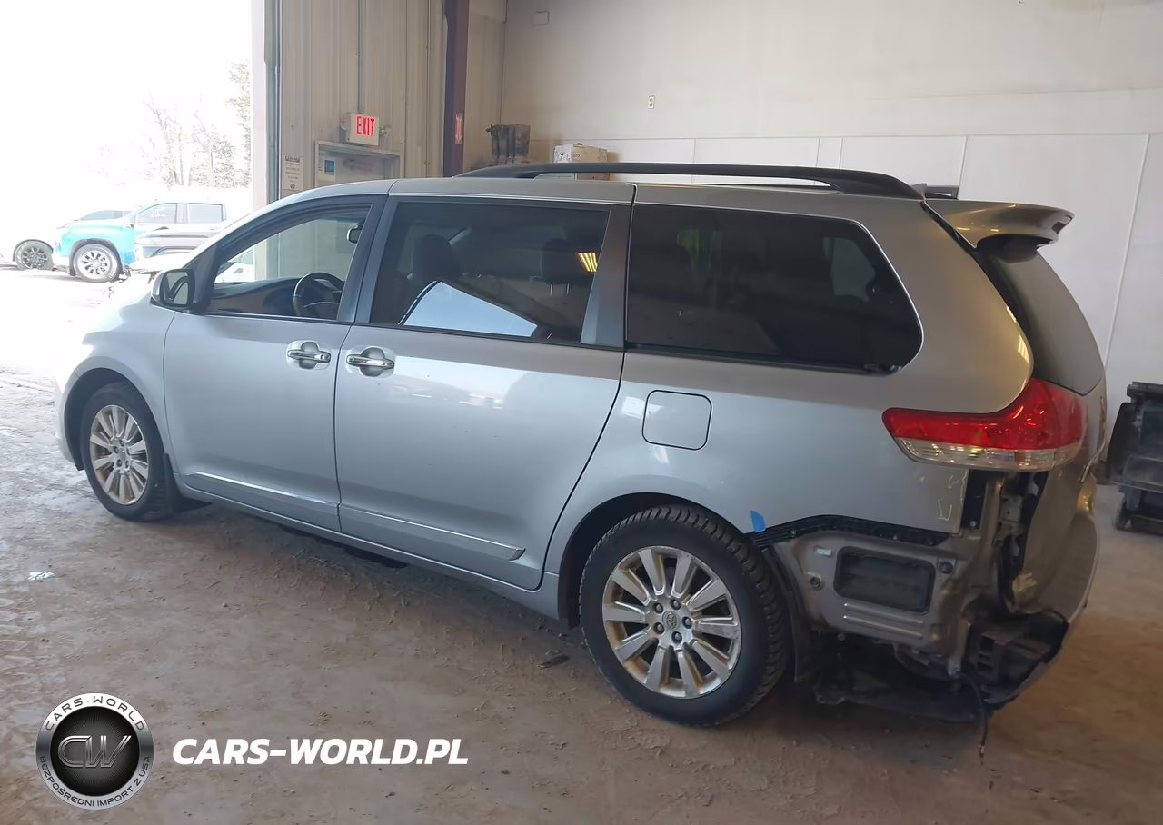 2011 Toyota Sienna Limited VIN:5TDDK3DC9BS027392 - 3