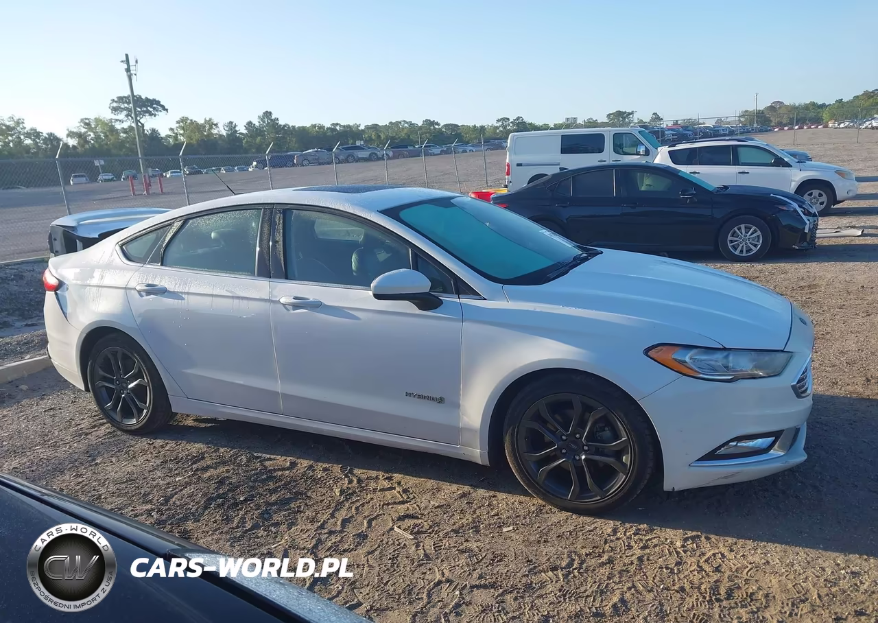 2018 Ford Fusion Hybrid Se VIN:3FA6P0LU8JR155410 - 13