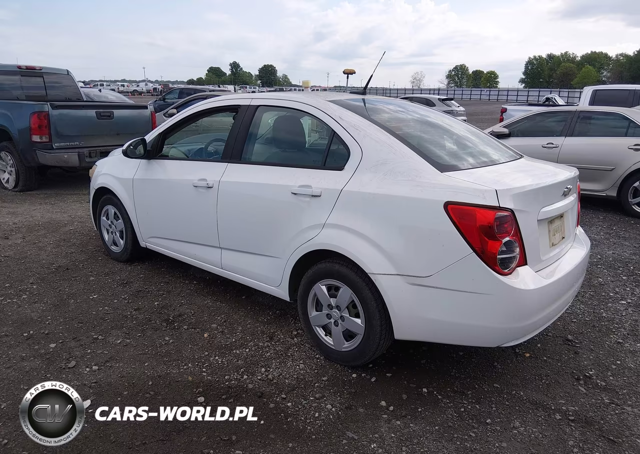 2013 Chevrolet Sonic Ls Auto VIN:1G1JA5SH4D4227295 - 3