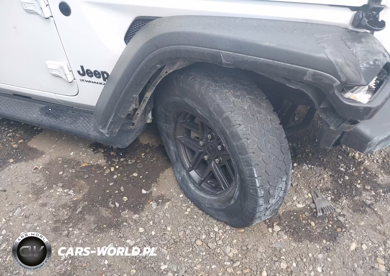 2025 Jeep Wrangler 4-Door Summit 4X4 VIN:1C4PJXDN3SW514533 - 12