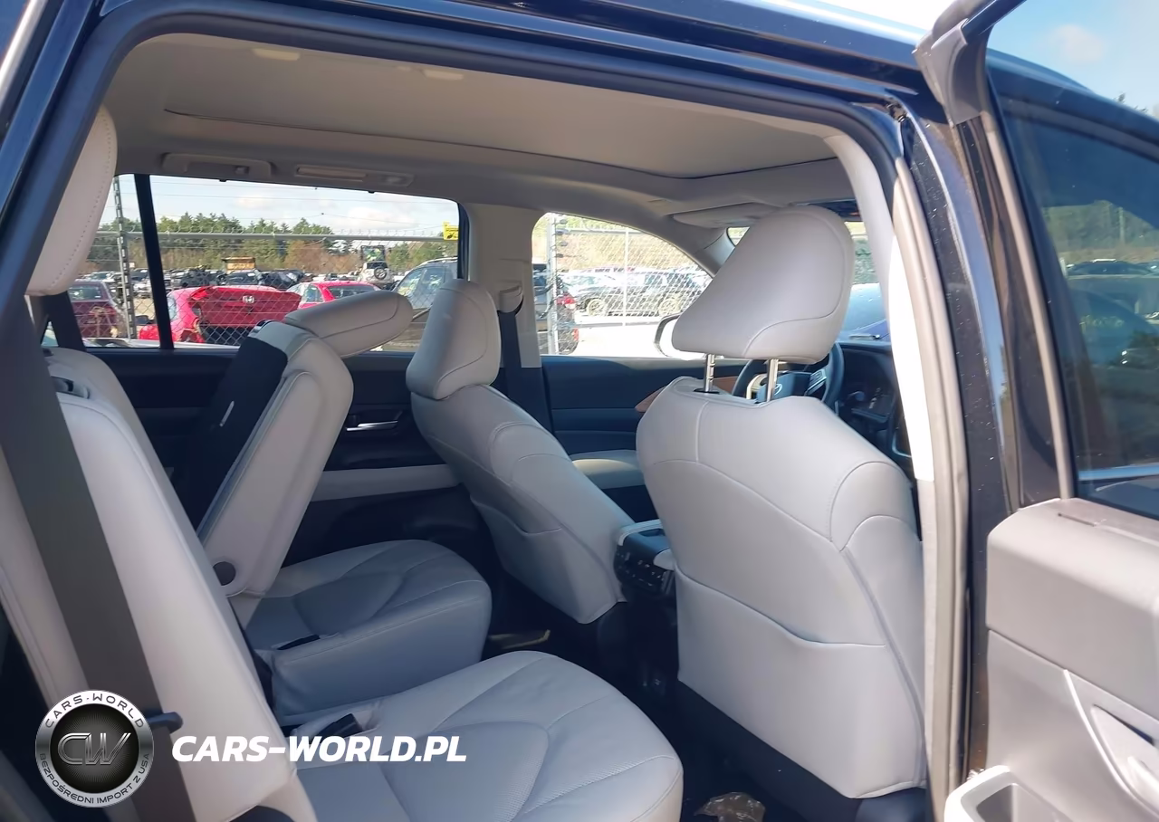 2024 Toyota Grand Highlander Platinum VIN:5TDAAAB50RS065781 - 8