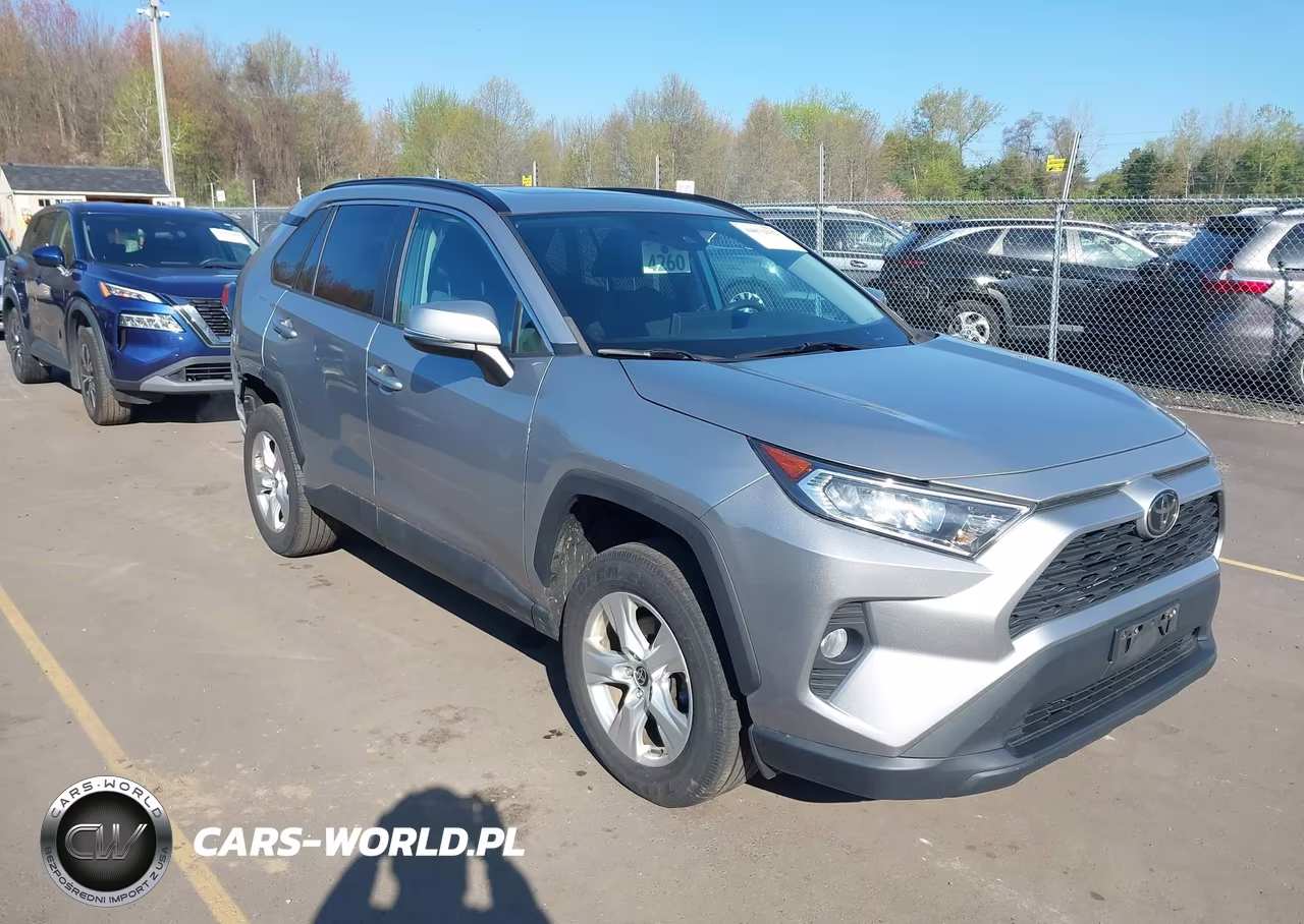 2021 Toyota Rav4 Xle – zdjęcie 1 z 17