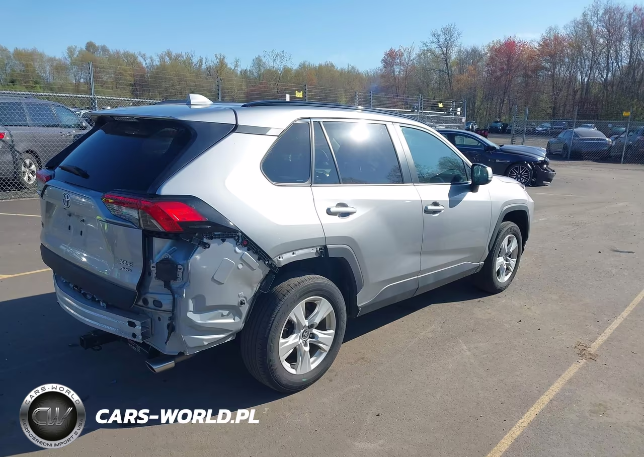 2021 Toyota Rav4 Xle VIN:2T3P1RFV2MC171046 - 4