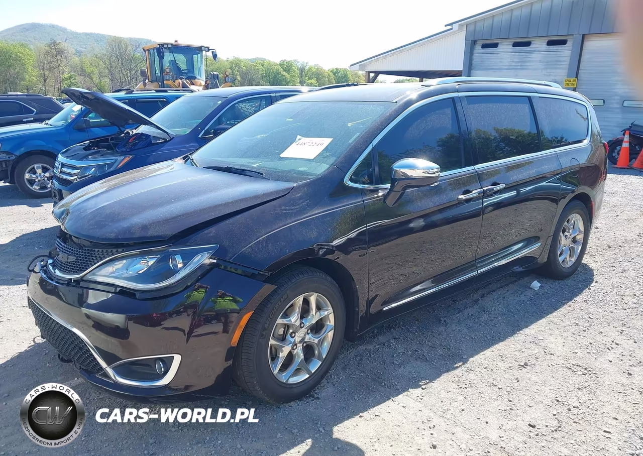 2017 Chrysler Pacifica Limited VIN:2C4RC1GG8HR525526 - 2