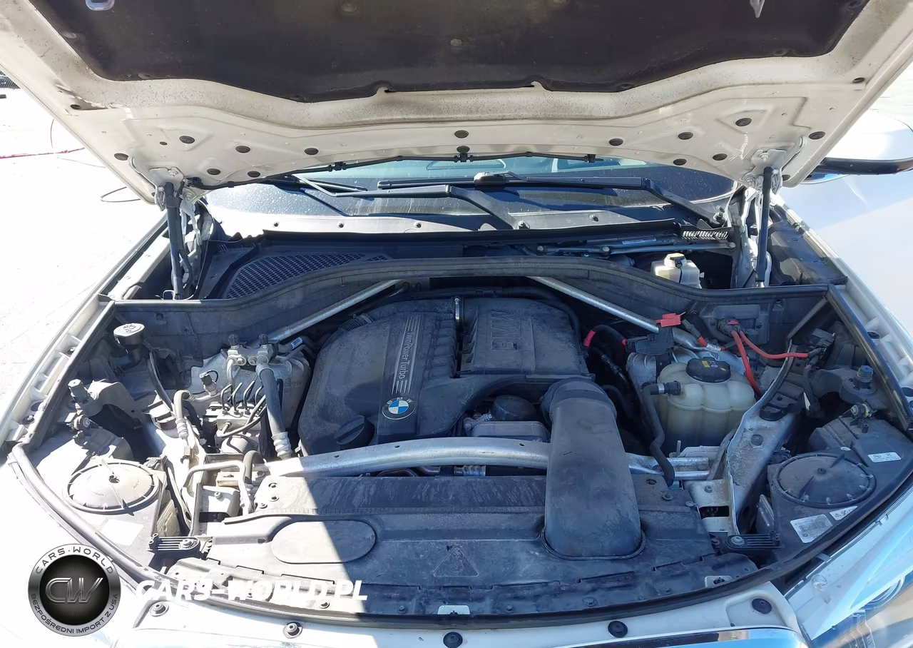 2016 BMW X5 xDrive35I VIN:5UXKR0C59G0U11816 - 10
