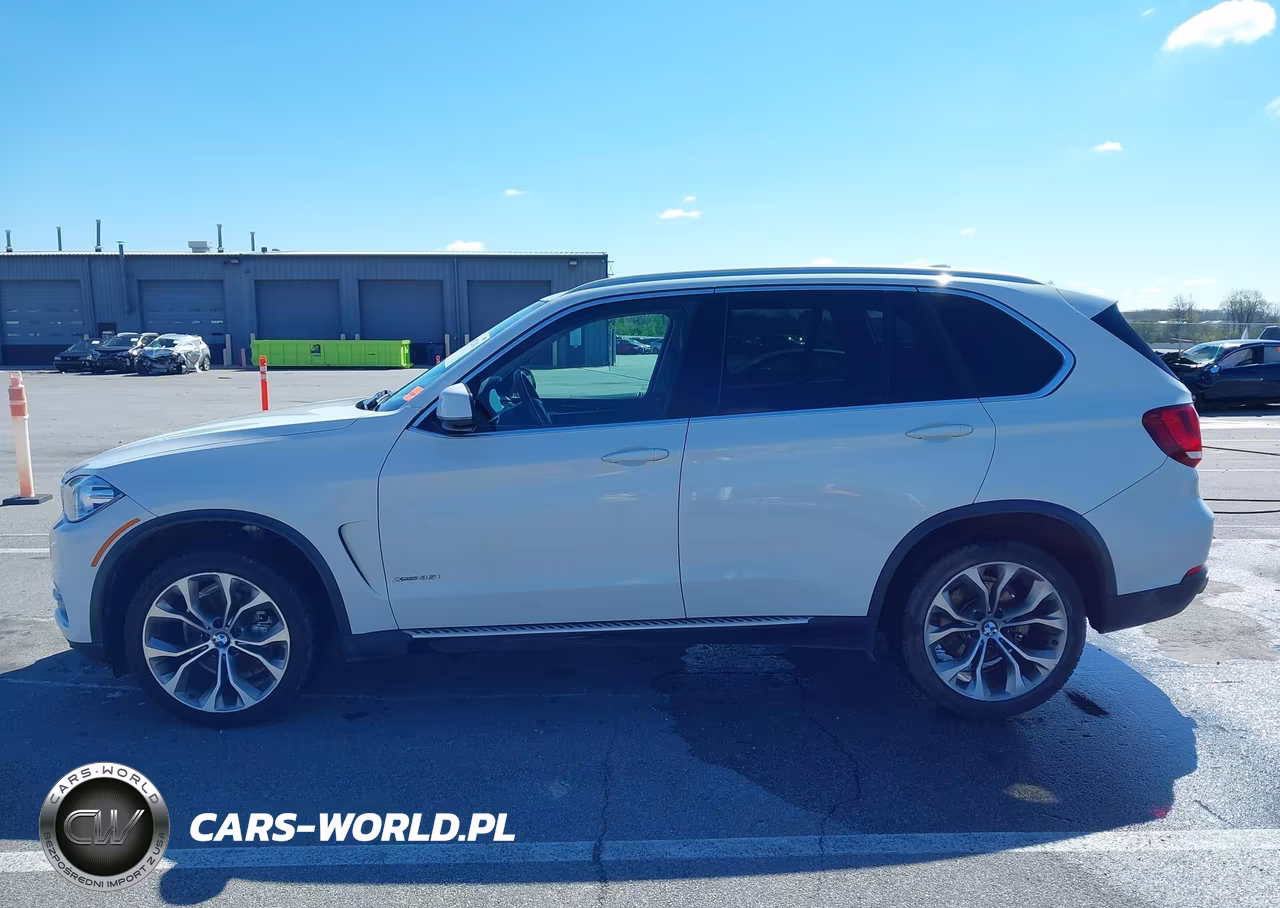 2016 BMW X5 xDrive35I VIN:5UXKR0C59G0U11816 - 14