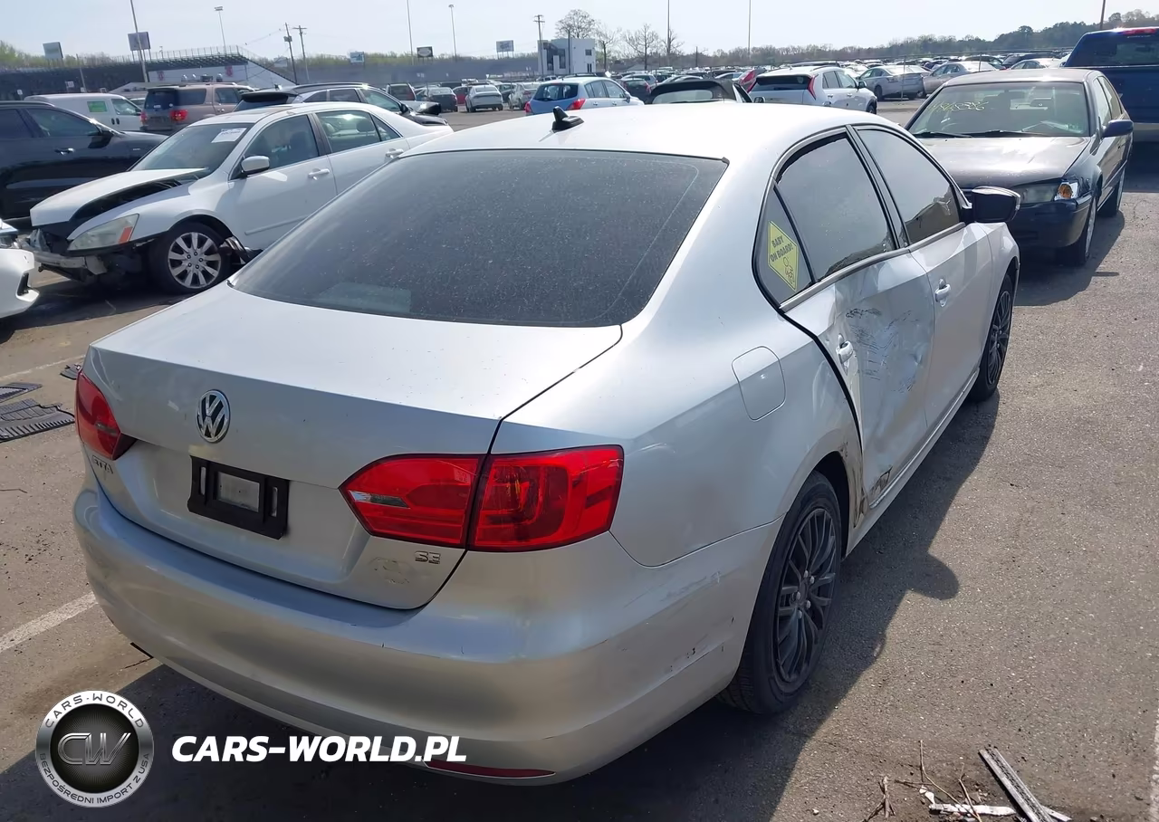 2014 Volkswagen Jetta 1.8T Se VIN:3VWD17AJ8EM310879 - 4