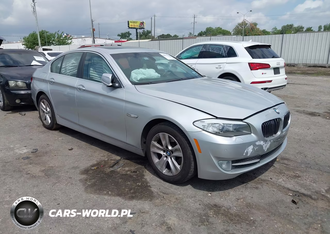 2012 BMW 528I