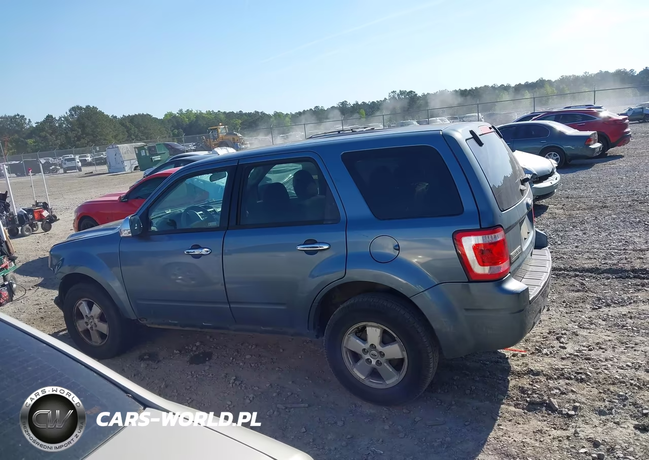 2011 Ford Escape Xls VIN:1FMCU0C78BKB54646 - 15
