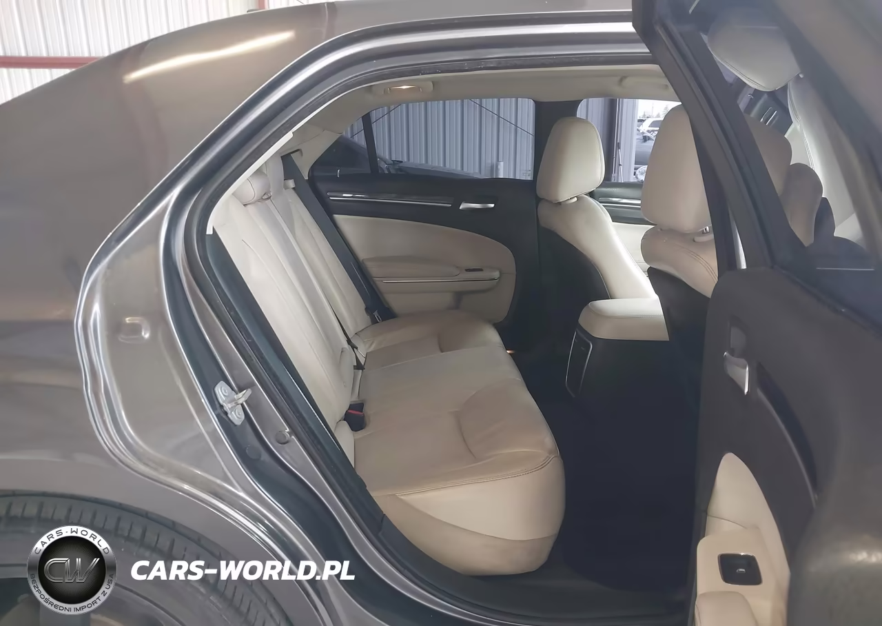 2017 Chrysler 300 Limited VIN:2C3CCAAG1HH662056 - 8