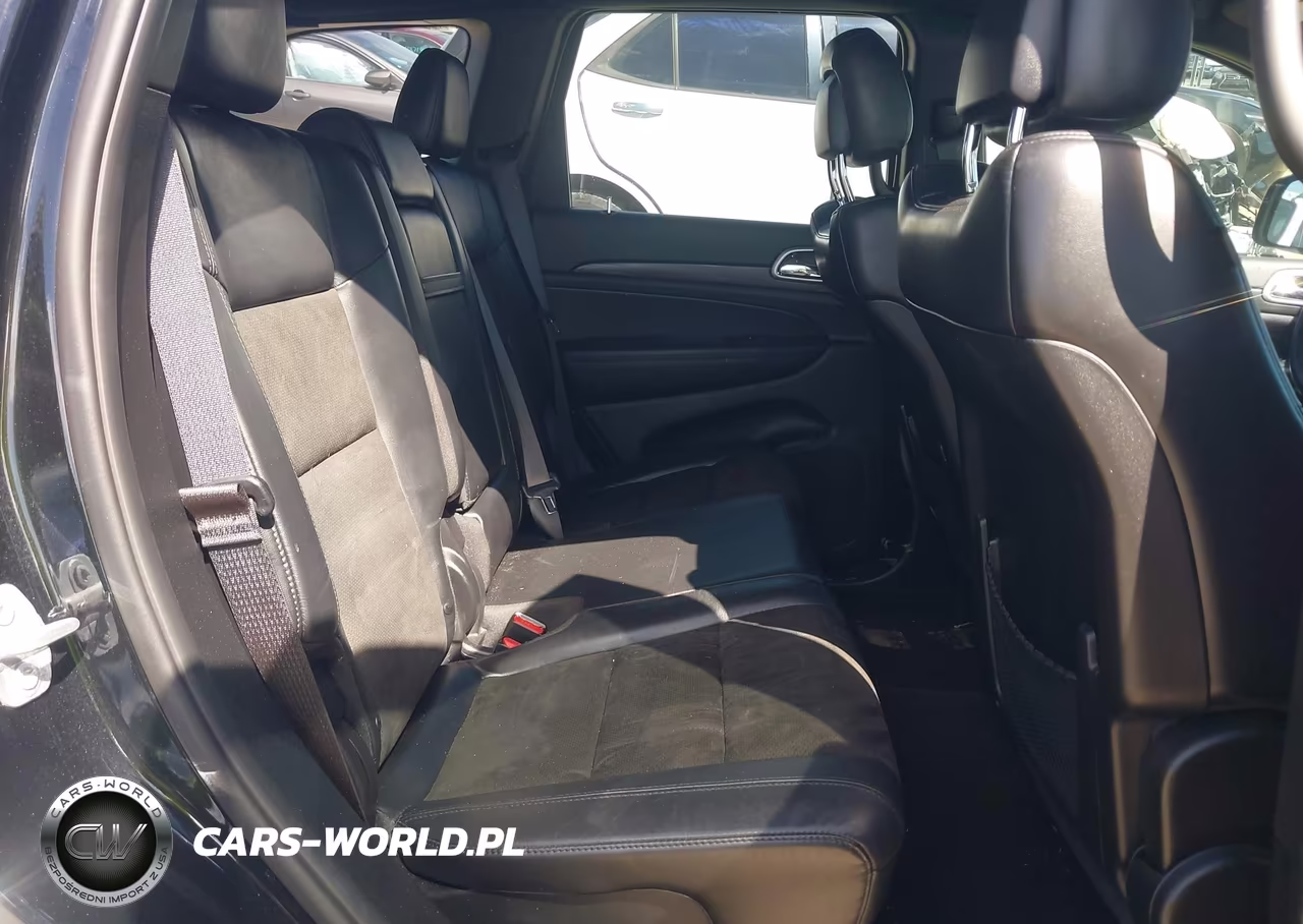 2019 Jeep Grand Cherokee Altitude 4X2 VIN:1C4RJEAG8KC574635 - 8