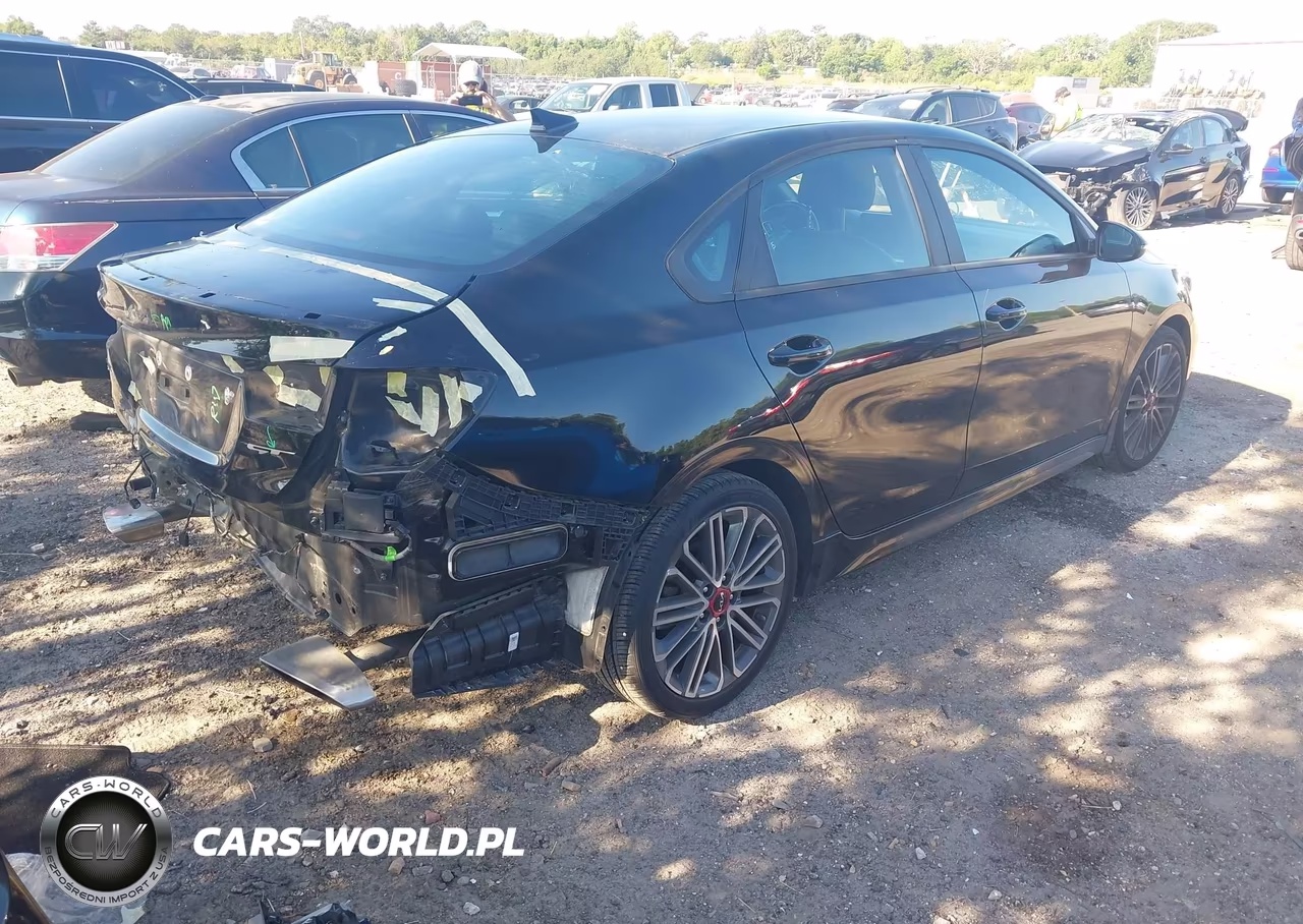 2023 Kia Forte Gt VIN:3KPF44AC8PE525579 - 4