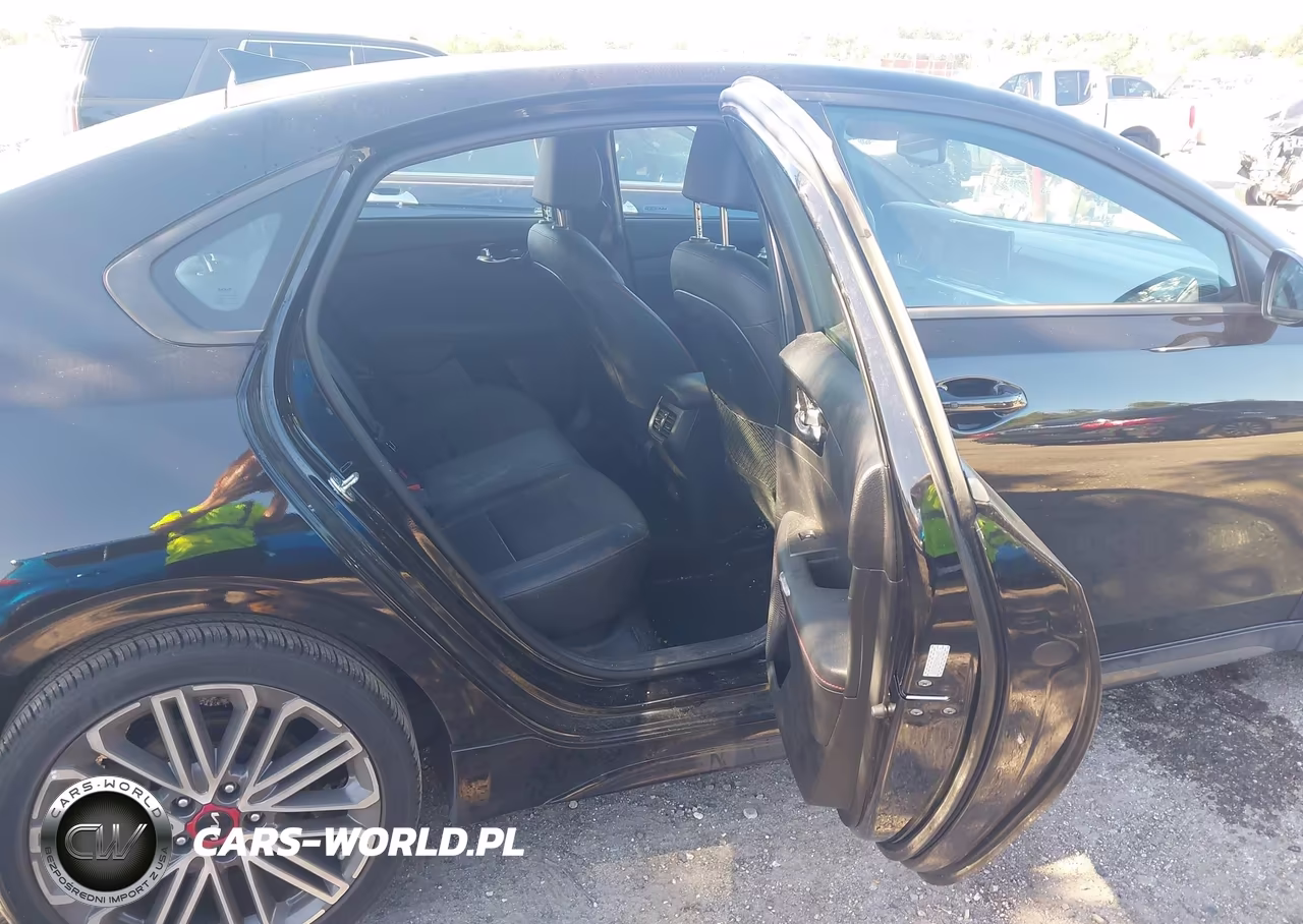 2023 Kia Forte Gt VIN:3KPF44AC8PE525579 - 8