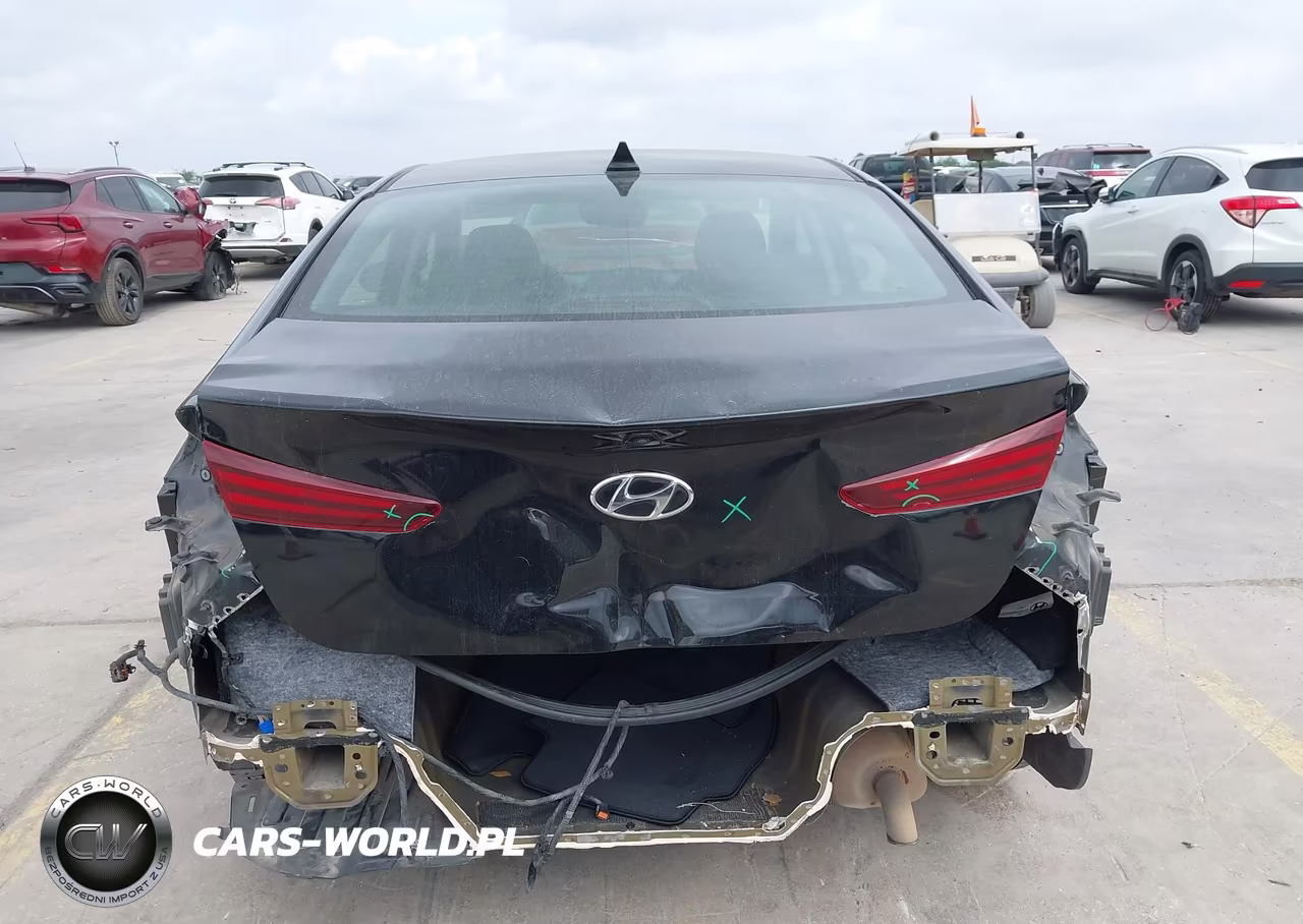 2020 Hyundai Elantra Sel VIN:5NPD84LF7LH604895 - 17