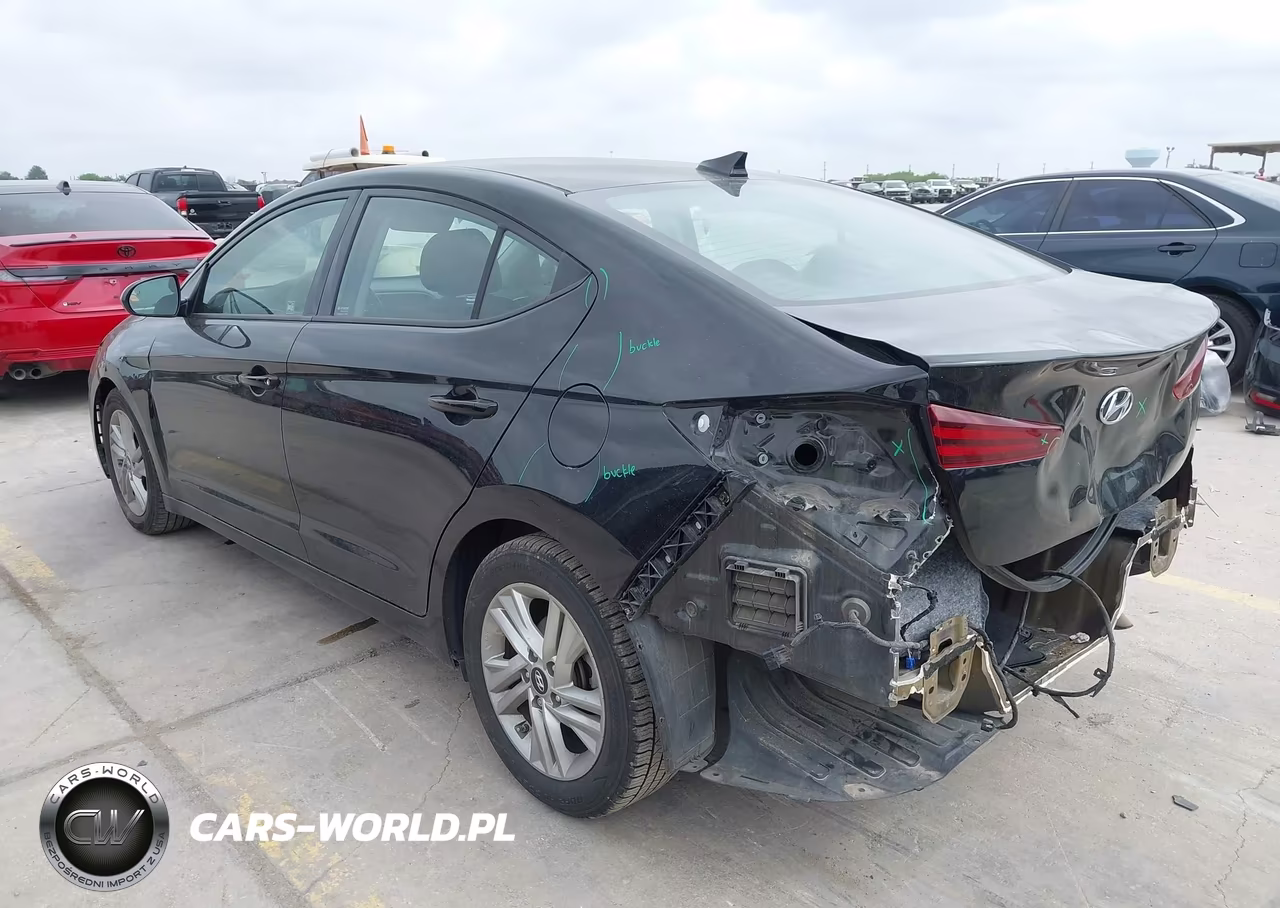 2020 Hyundai Elantra Sel VIN:5NPD84LF7LH604895 - 3