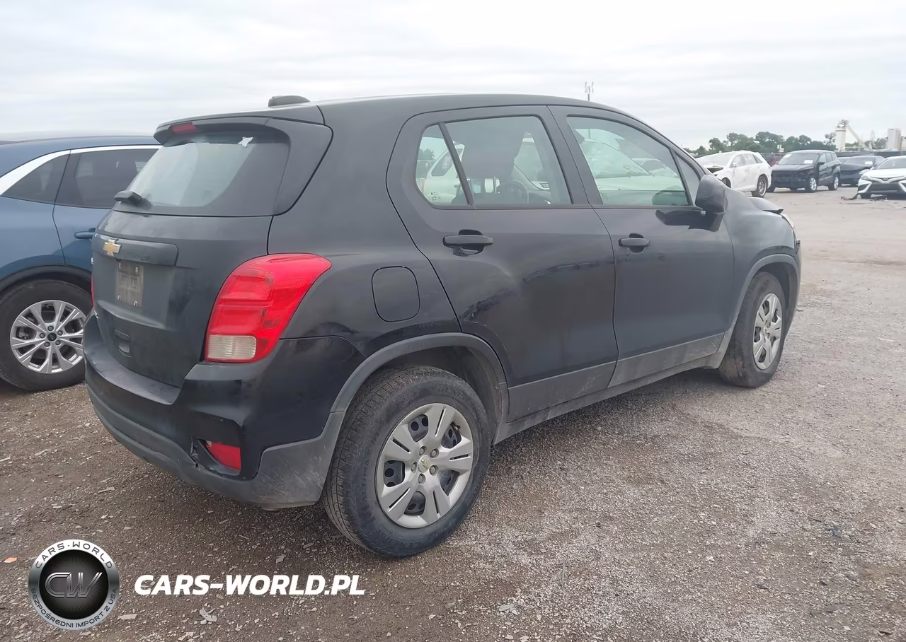 2018 Chevrolet Trax Ls VIN:3GNCJKSB0JL244585 - 4