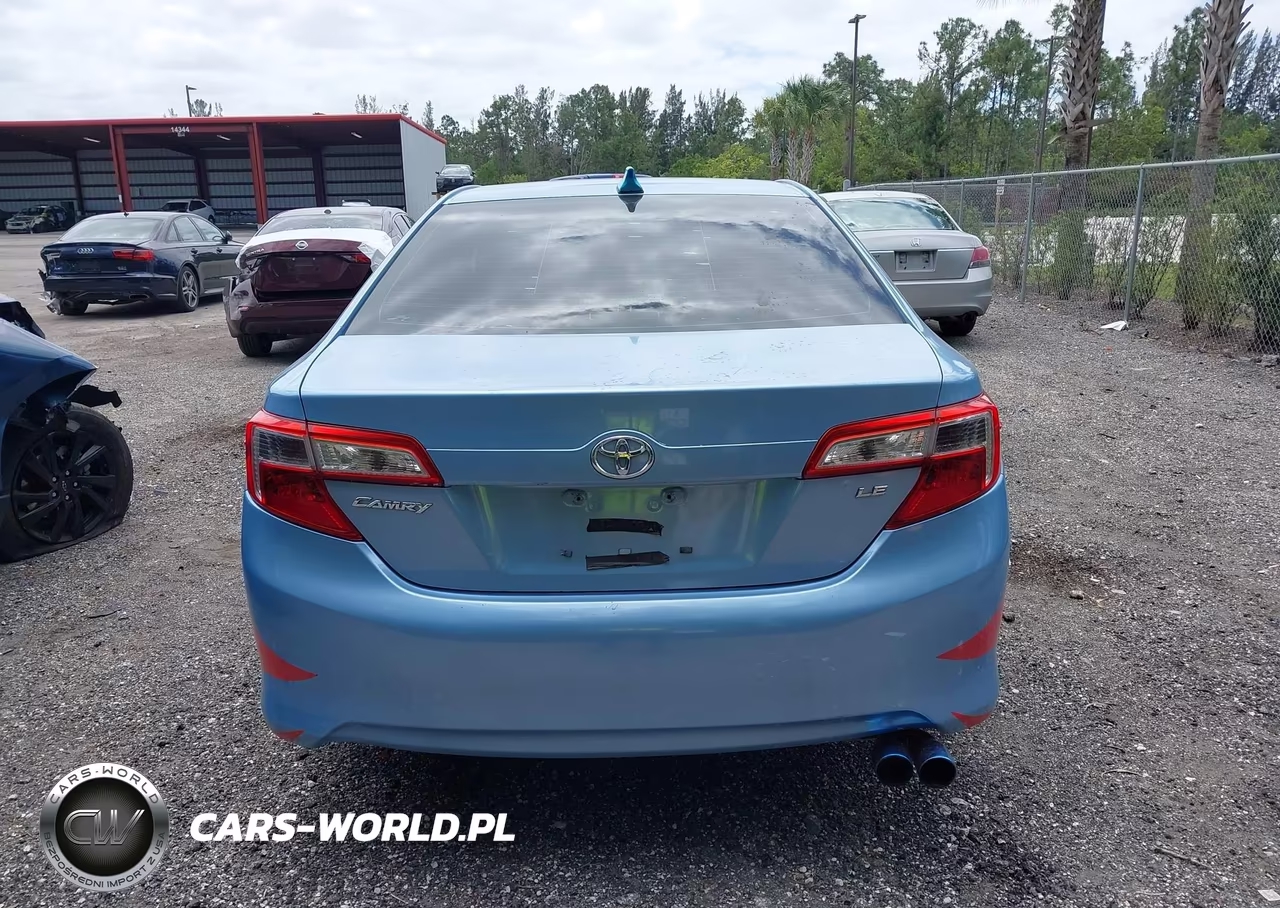 2013 Toyota Camry Le VIN:4T1BF1FK2DU703079 - 15