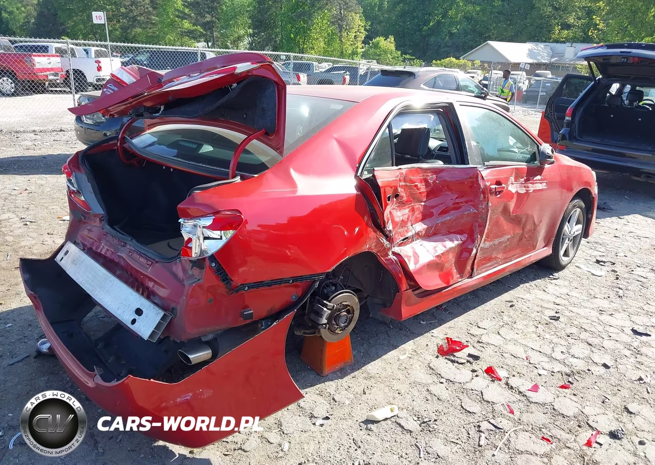 2013 Toyota Camry Se VIN:4T1BF1FK1DU672424 - 18