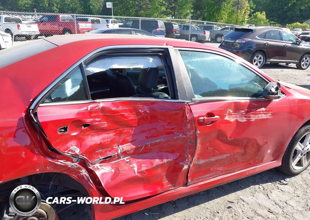 2013 Toyota Camry Se VIN:4T1BF1FK1DU672424 - 19