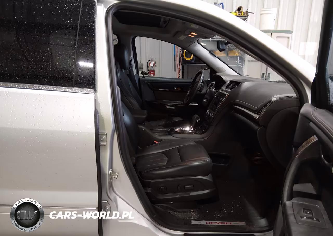 2016 GMC Acadia Denali VIN:1GKKRTKD2GJ151186 - 5