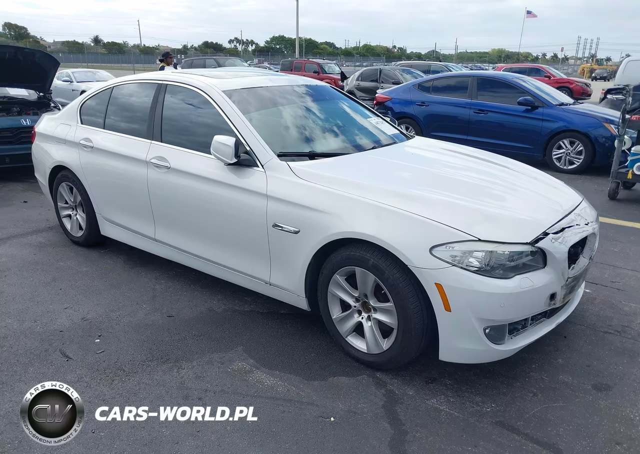 2013 BMW 528I