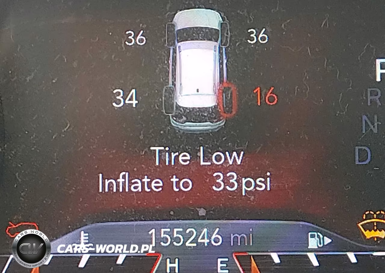 2019 Jeep Cherokee Limited 4X4 VIN:1C4PJMDX3KD166258 - 15
