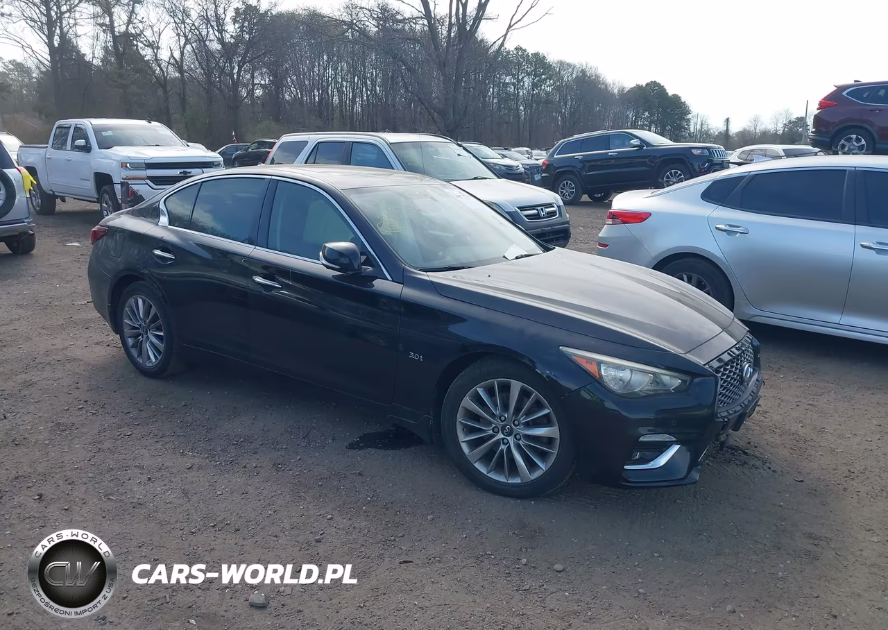 2018 Infiniti Q50 3.0T Luxe – zdjęcie 1 z 17