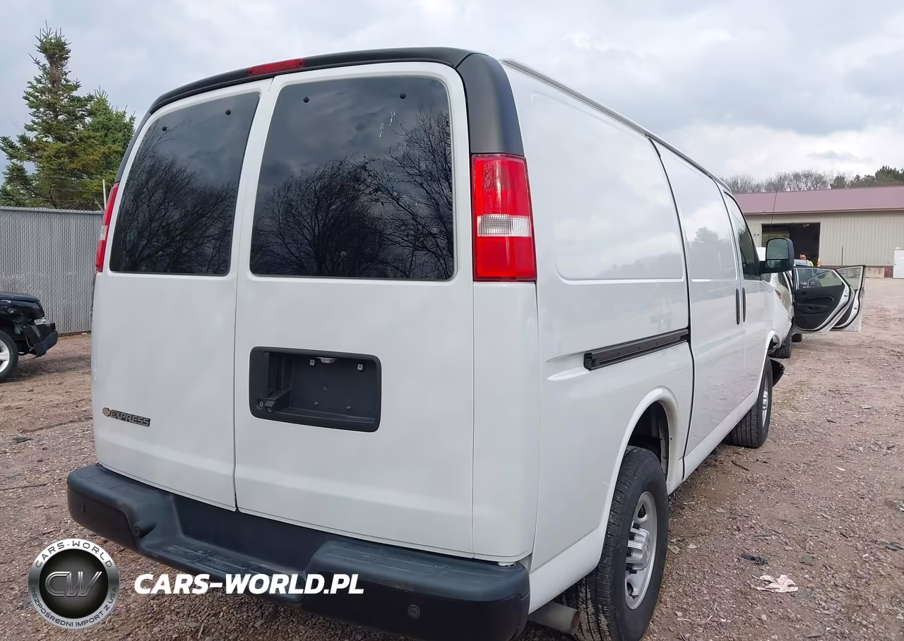 2019 Chevrolet Express 2500 Work Van VIN:1GCWGAFG4K1180628 - 4