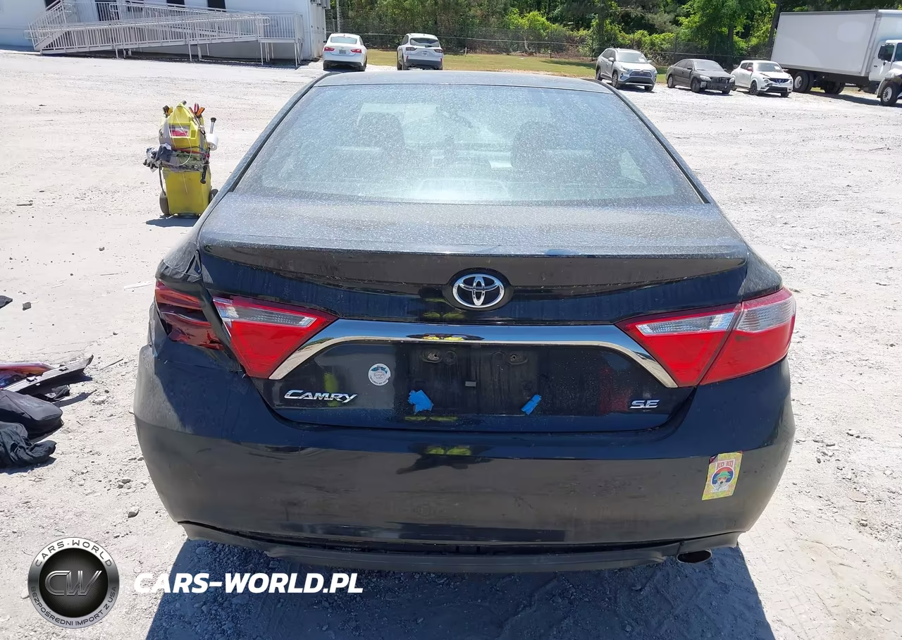 2015 Toyota Camry Se VIN:4T1BF1FK1FU027131 - 16