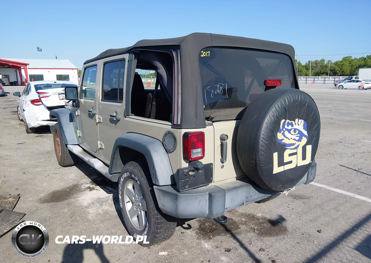 2017 Jeep Wrangler Unlimited Sport 4X4 VIN:1C4BJWDG0HL690195 - 3