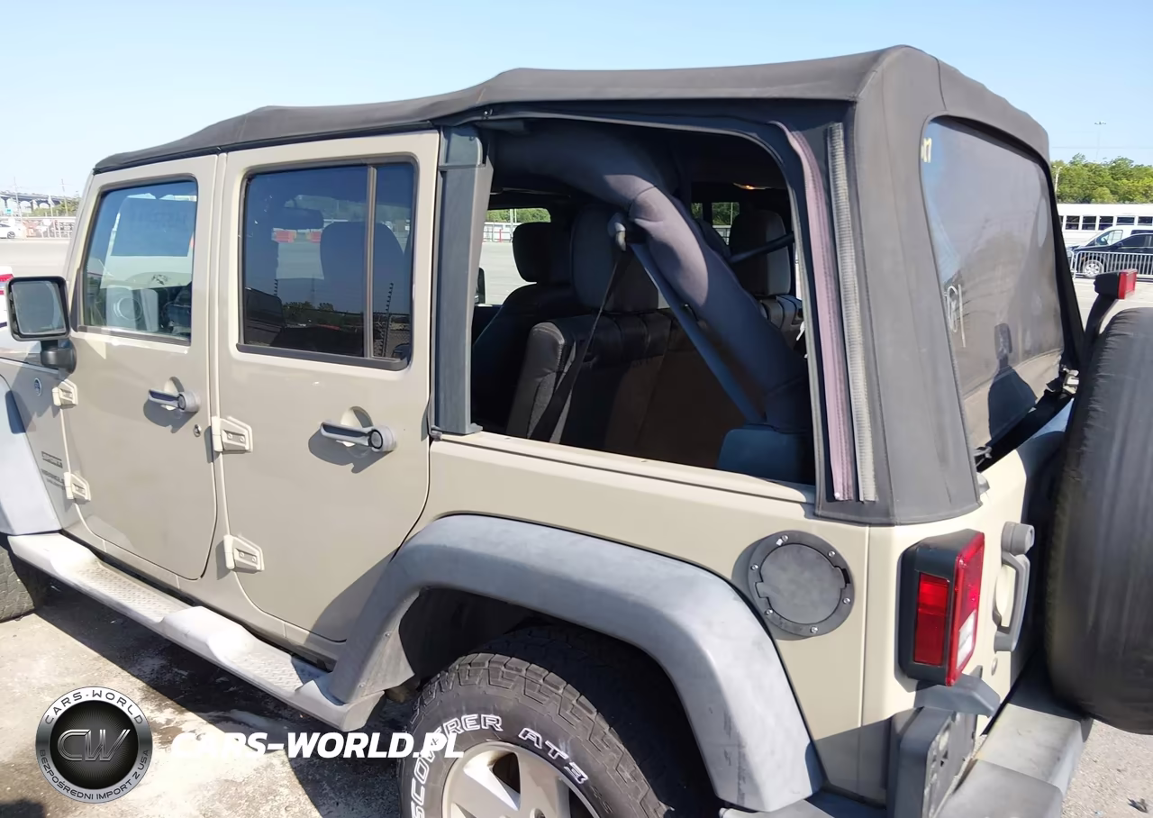 2017 Jeep Wrangler Unlimited Sport 4X4 VIN:1C4BJWDG0HL690195 - 6